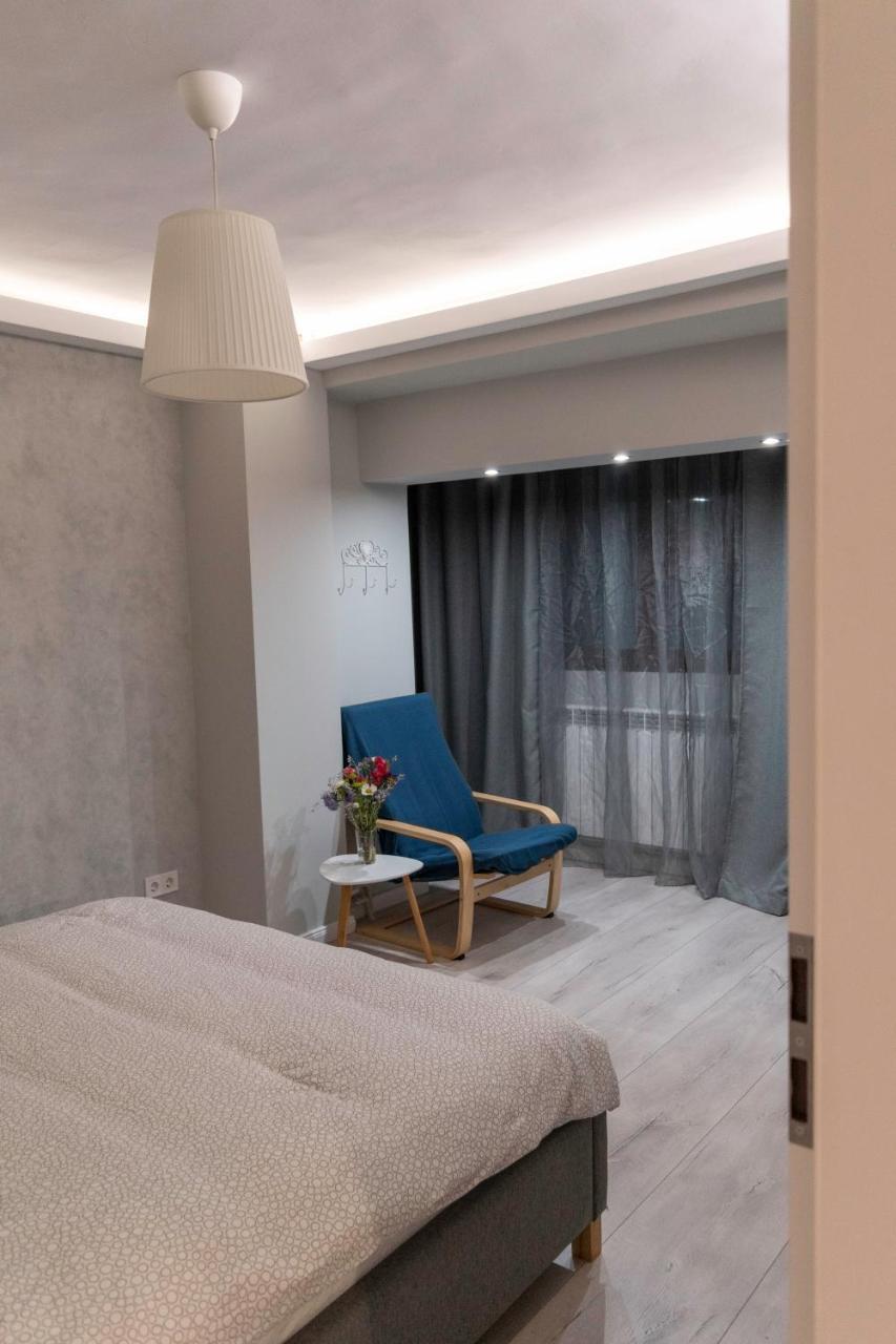 Zebra'S House Apartment Bukares Bagian luar foto