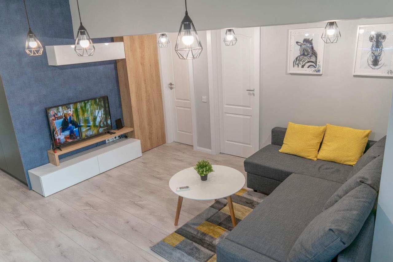Zebra'S House Apartment Bukares Bagian luar foto