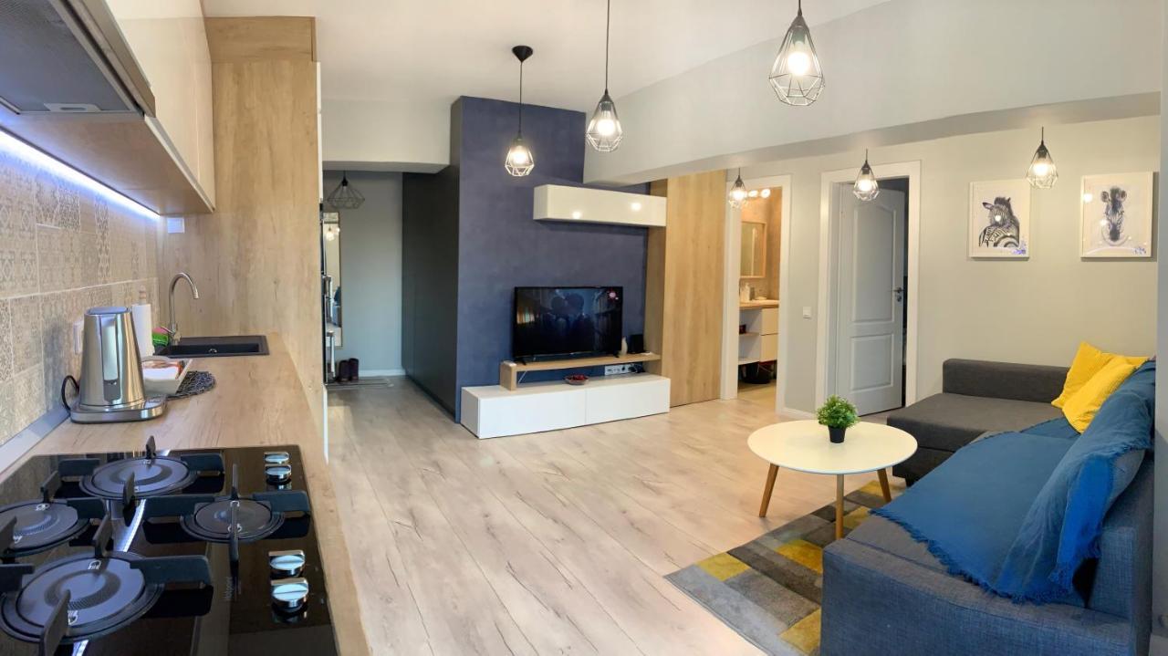 Zebra'S House Apartment Bukares Bagian luar foto