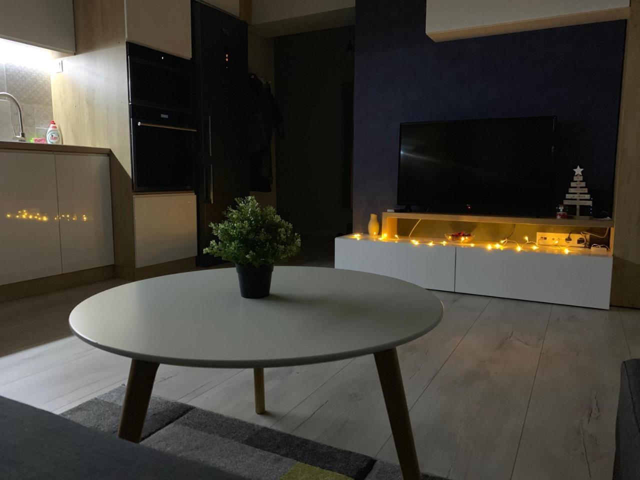 Zebra'S House Apartment Bukares Bagian luar foto